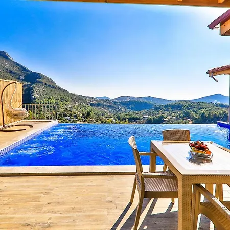 Charming With Private Pool And Jacuzzi Surrounded By Nature In Kalkan, Kas *